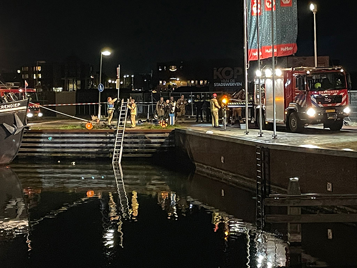 Auto te water Harderwijk