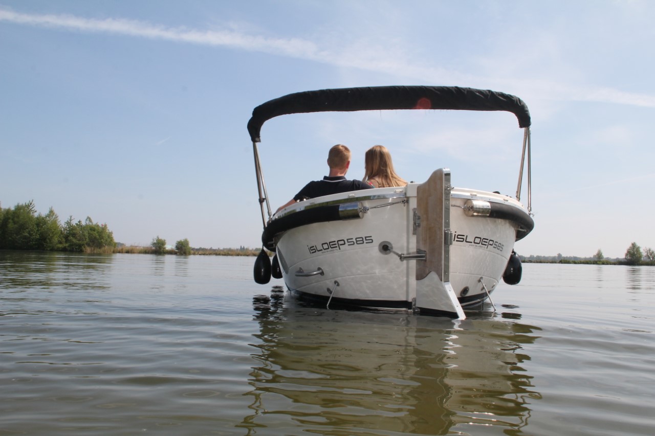 ​Het vaarseizoen begint weer: 'Je kunt nu een complete vakantieboot huren bij B&B Bootverhuur'