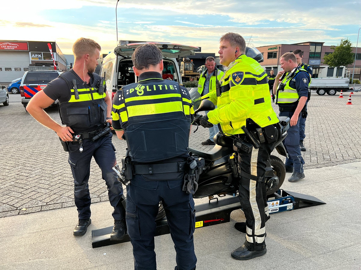 Grote Politiecontrole In Harderwijk En Ermelo - Harderwijksezaken.nl