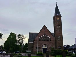 Insluiper in kerk Doornspijk maakt geld buit, dag later inbraak in woning
