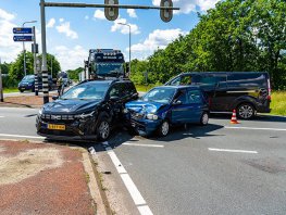 Veel schade en gewonde bij ongeluk Ceintuurbaan Harderwijk 