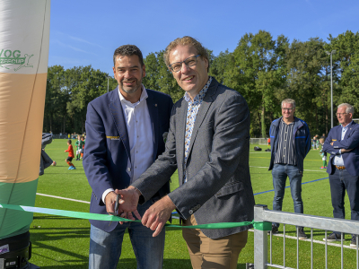 Kunstgrasveld VVOG Harderwijk officieel geopend: ‘Duurzaam en voldoet aan hoogste eisen’