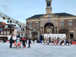 Gratis schaatsles Harderwijk op IJs voor kinderen en volwassenen