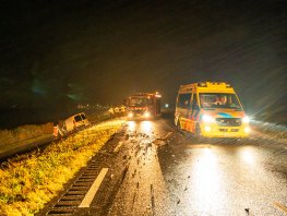 Frontale botsing op Harderbosweg: één persoon naar ziekenhuis