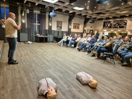 Succesvolle Workshops AED en Reanimatie in Hierden: 48 Personen Opgeleid 