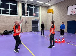 Unitas gestart met team G-korfbal: ‘Plezier staat bovenaan’