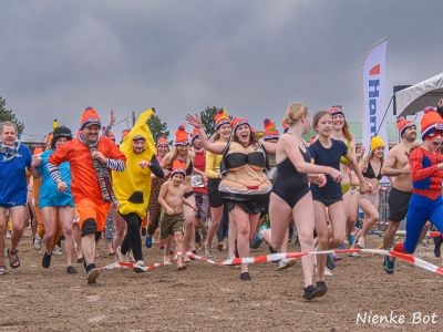 Harderwijker Nieuwjaarsduik 4 januari 2025