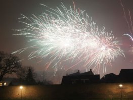 Deze jaarwisseling opnieuw geld te verdienen met opruimen vuurwerkafval